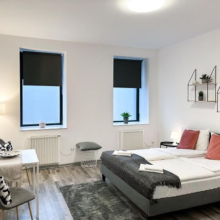 Comfy Apartments At Siebertgasse Vienna Exterior photo