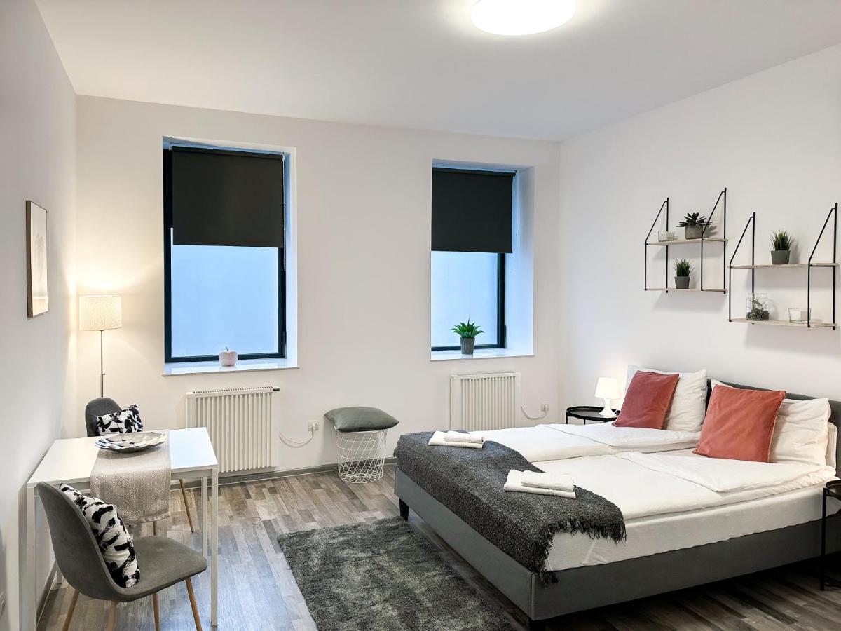 Comfy Apartments At Siebertgasse Vienna Exterior photo