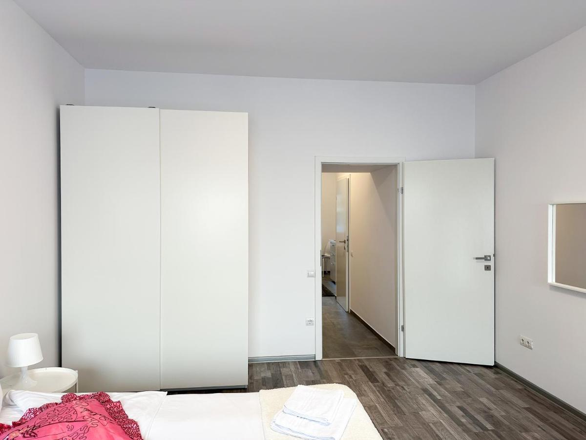 Comfy Apartments At Siebertgasse Vienna Exterior photo