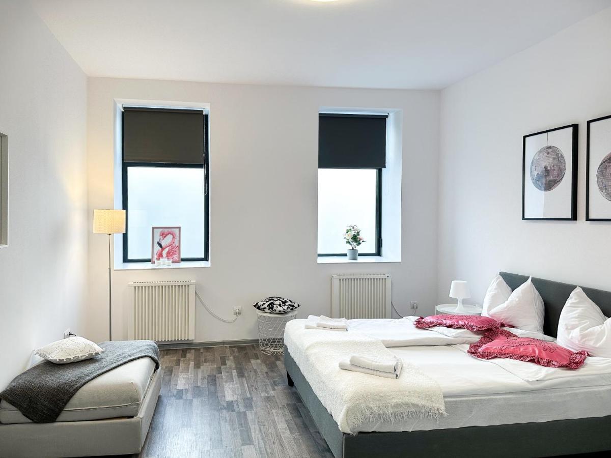 Comfy Apartments At Siebertgasse Vienna Exterior photo